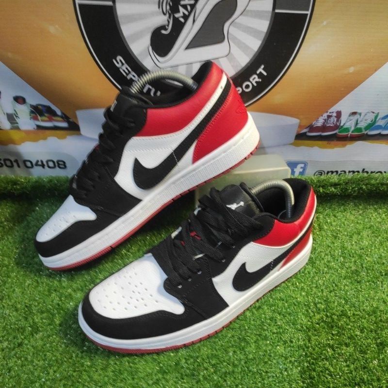 NIKE AIR JORDAN 1 LOW BLACK TOE