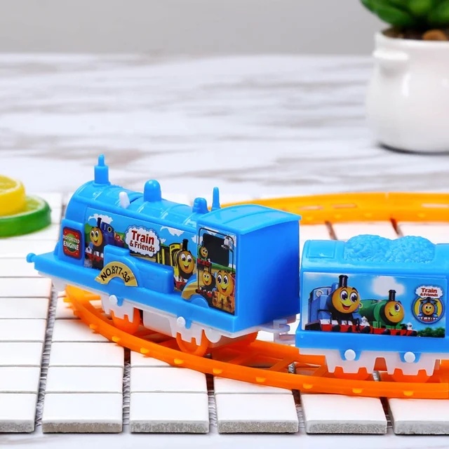 Mainan anak kereta berkarakter lucu / mainan kereta api tomas / Mainan Anak Rel Kereta Apl elektrik