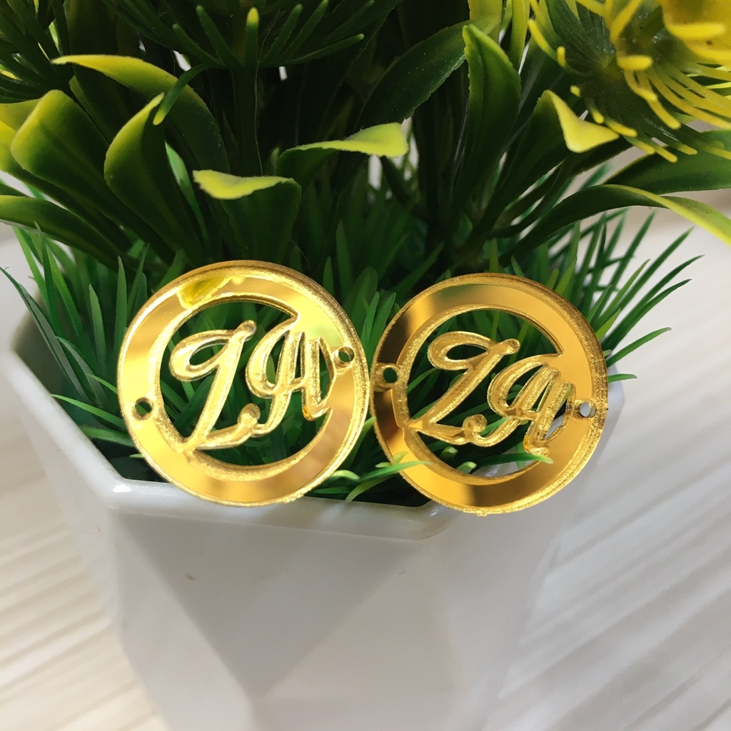 

Label Produk Inisial Huruf Akrilik Mirror Minimal 20 PCS GOLD SILVER ROSEGOLD CLEAR Free Design Label Hijab Label Jilbab Rebranding Hijab Label Kerudung Baju Tag Akrilik