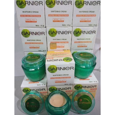 Cream Garnier Siang &amp; Malam Plus Toner Pelicin Ekstrak Lemon 60ml