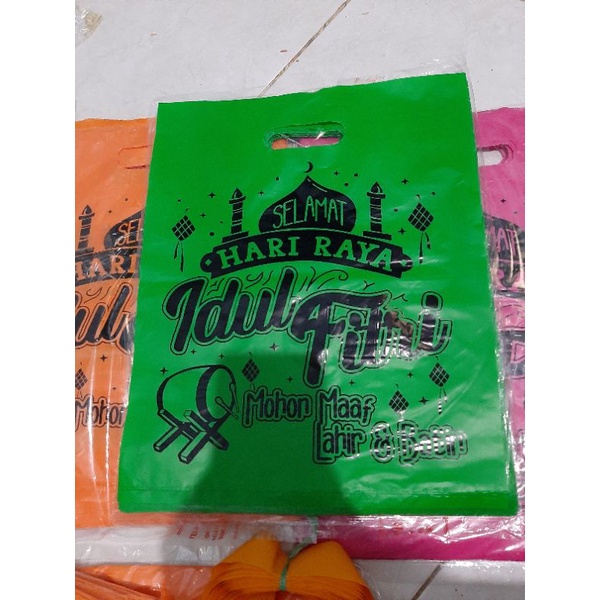 

plastik lebaran model pon 1 pak isi 12