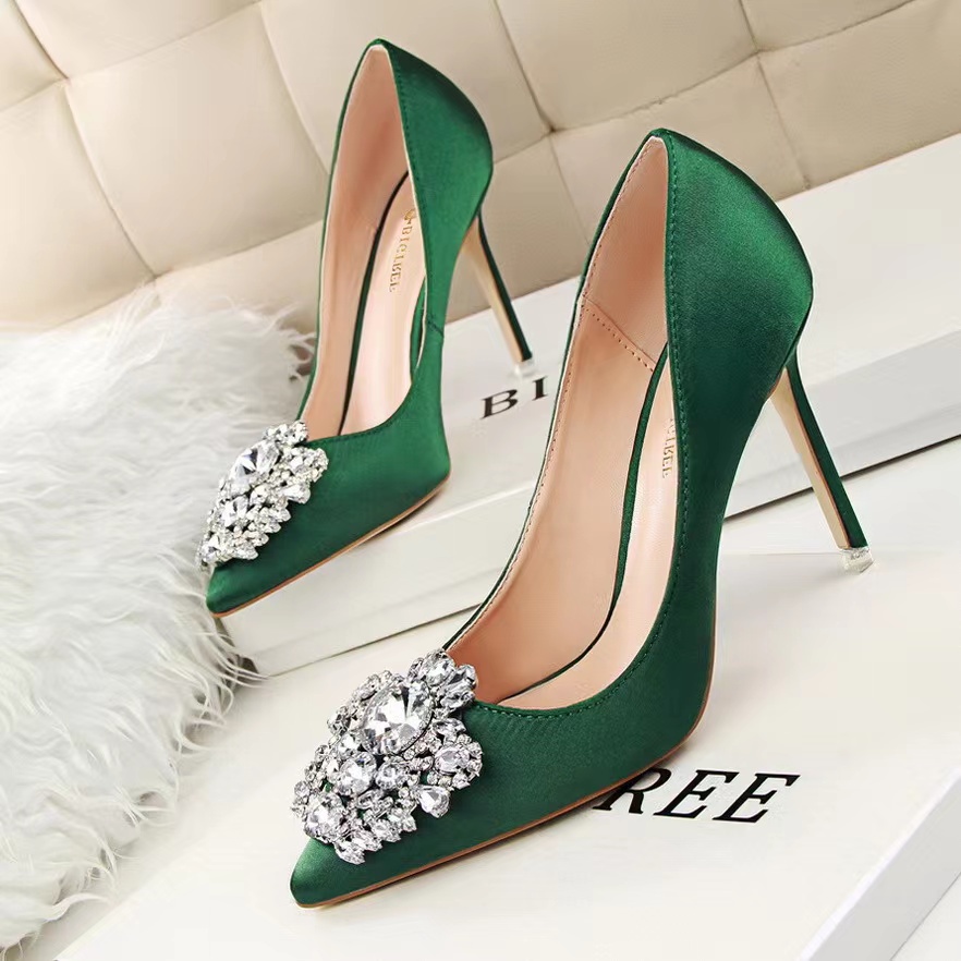 Premium Crystal High Heels Satin Stiletto/ Sepatu Hak Wanita 5477 (34-41)