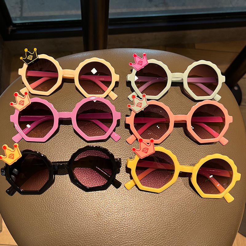 COD❤️Kacamata Hitam Anak Kartun Ulang Tahun Murah Cowok Cewek Sunglass Laki-laki Perempuan Crown Fashion Untuk Anak-Anak Birthday