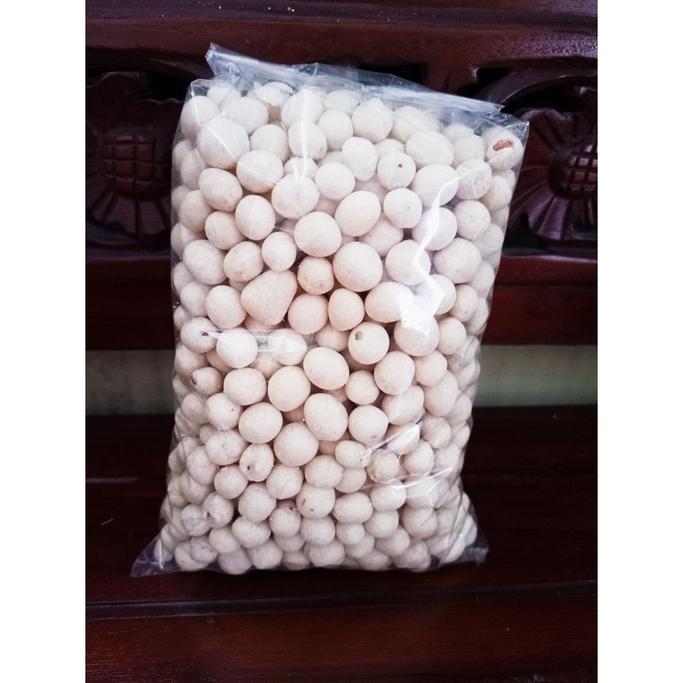 

Kacang Atom