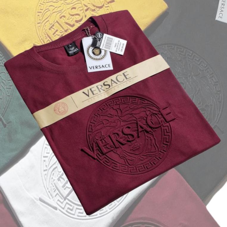 CHEKOUT Baju Kaos Pria Versace Embos / Timbul Combed
