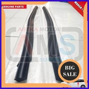 Karet pelipit list lis kaca wheater Strip mobil Mobilio BRV 1M4R23 parts