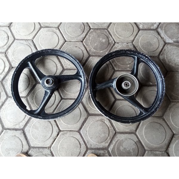 PART velg yamaha f1zR fizR original