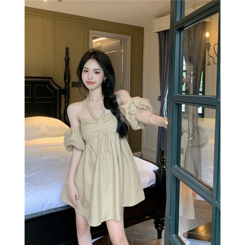 Red Halter neck seksi off-shoulder dress wanita musim semi manis dan pedas pinggang a-line ayunan besar rok slim lengan pendek rok rok gaya asing