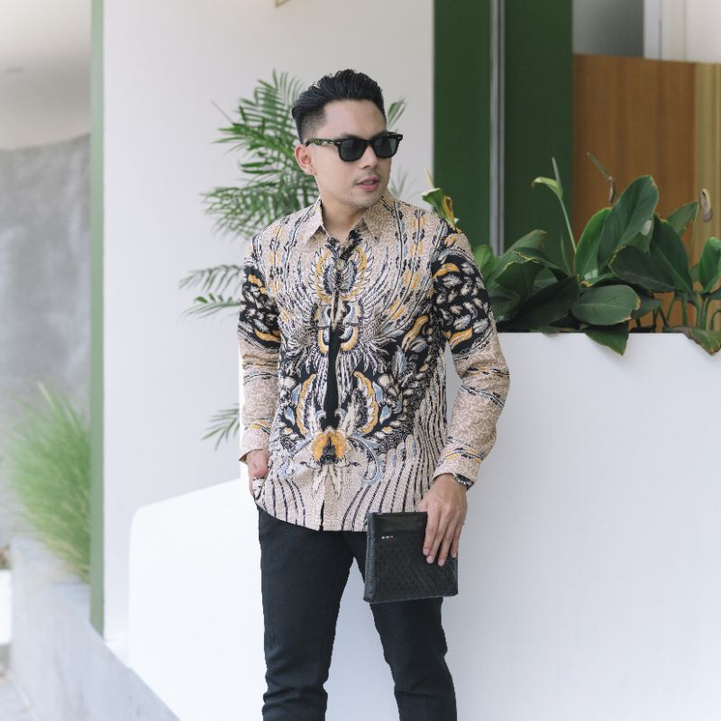 DANASURA Baju Batik Pria Lengan Panjang Slim Fit Premium Furing Modern Adem Casual Kemeja Formal Katun Halus Adem Tebal Acara Wisuda Kerja Kondangan Lamaran Tunangan Nikahan Partai Grosir Seragaman Couple Cowok cewek keren Asli Ori Batikmasku S M L XL XXL