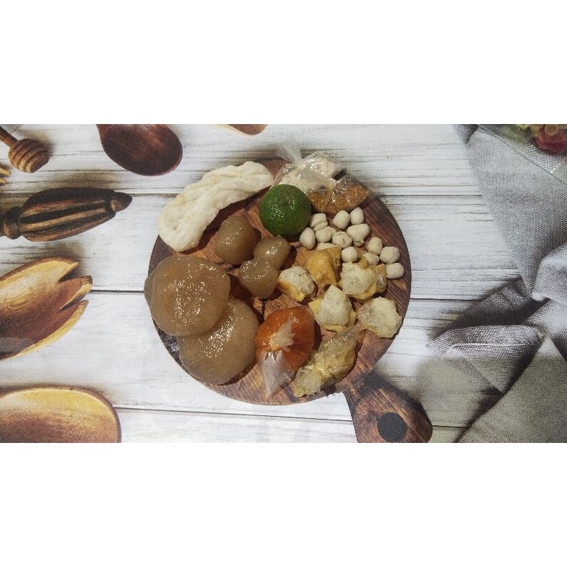 

Baso Aci Ayam Suir Pedas by Imah Seblak Bandung