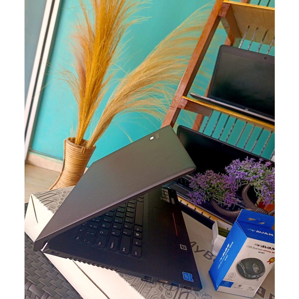 Laptop Lenovo Ram 6/8 , HDD 500 GB