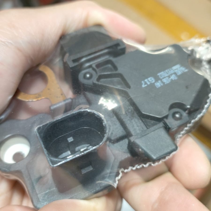 Ic Regulator Mercy Mercedes Benz C180 C200 E200 120A-150A k2 UP 12V
