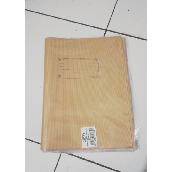 

Sampul buku ukuran quarto