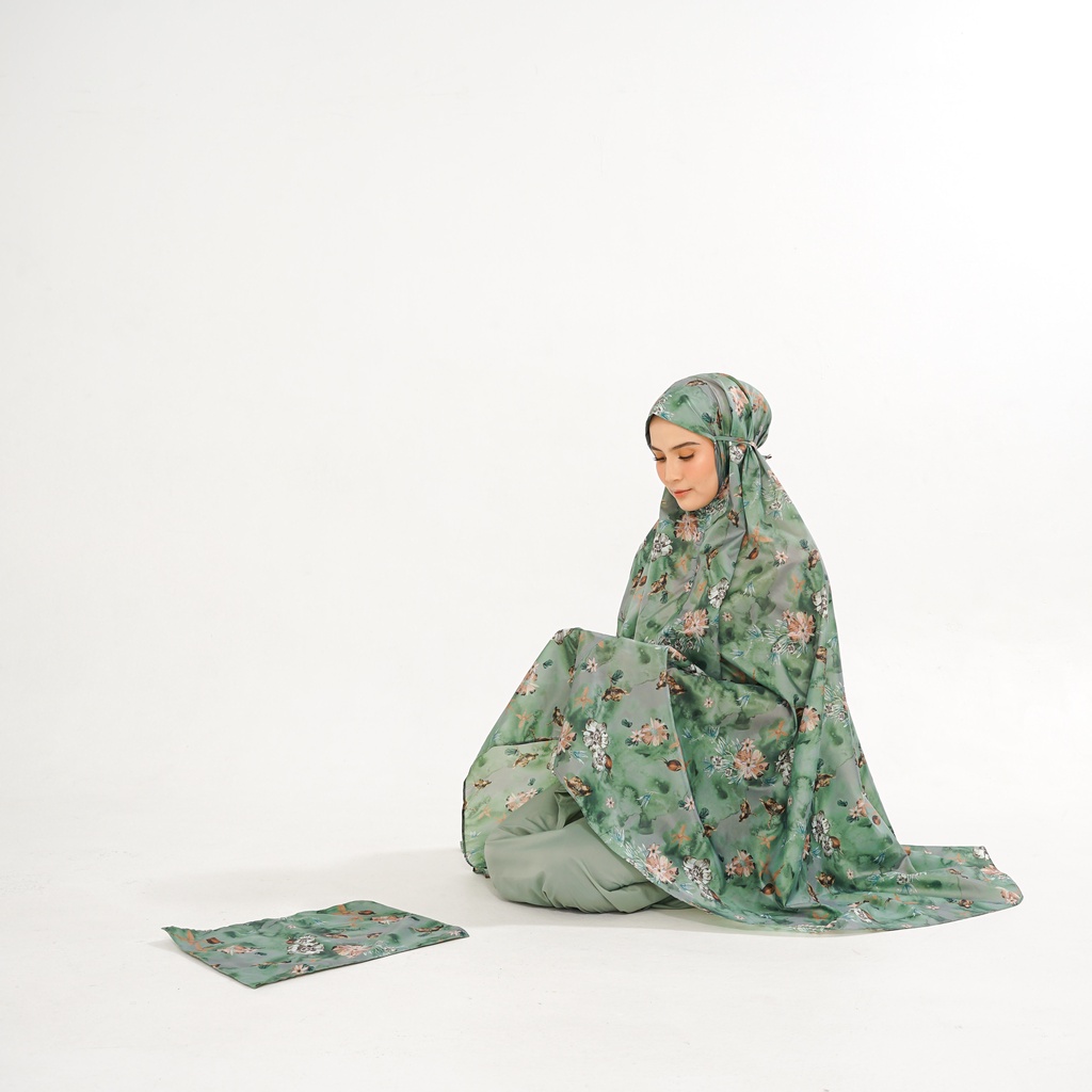 ALIF MUKENA MINI MOTIF PARASUT PREMIUM KOREA TRAVEL - LAUREL GREEN ( MKN-P02-007 )