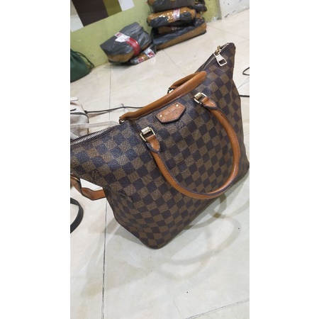 PRELOVED LV LENGKAP NO SERI