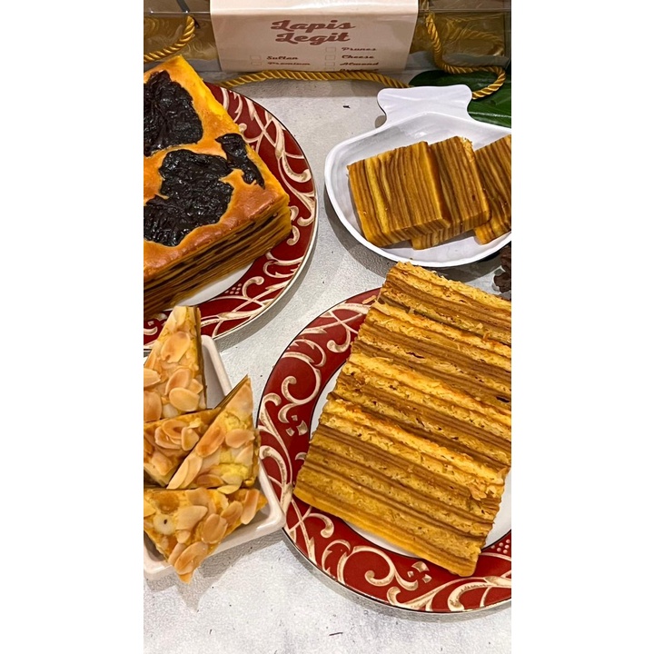 

Lapis Legit Premium Half 20x10