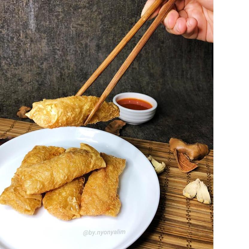 

۩ LUMPIA KULIT TAHU YA LIM - 100% HALAL ➨