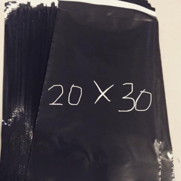 

Super Laris Manis Polymailer kantong paking kurir dhl uk 20x30 (isi 100 lbr)