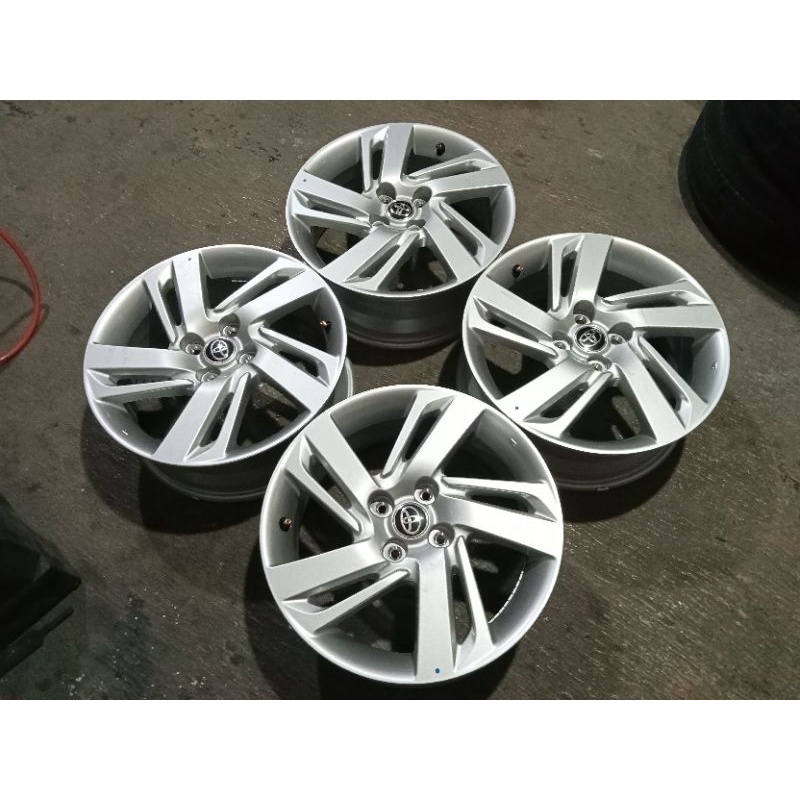 pelek bekas Mobil Raize Ring  16 lebar 6 et 40 pcd 4x100