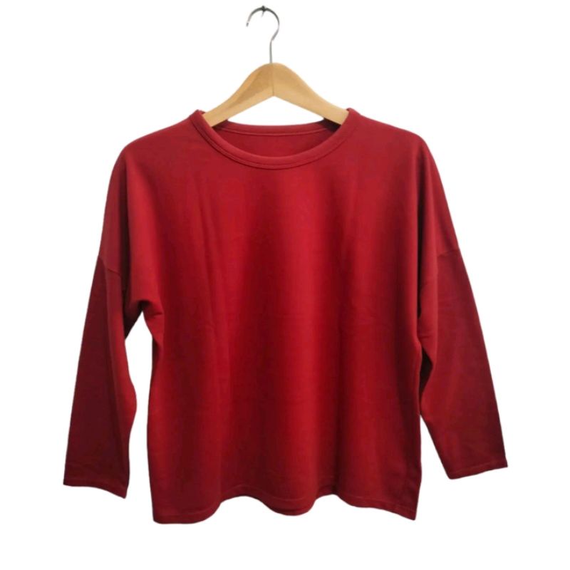 Preloved Kaos Merah Bata