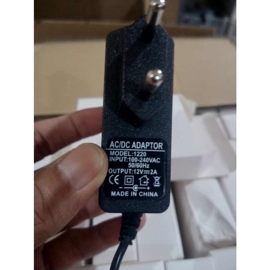 ADAPTOR 12 V 2A