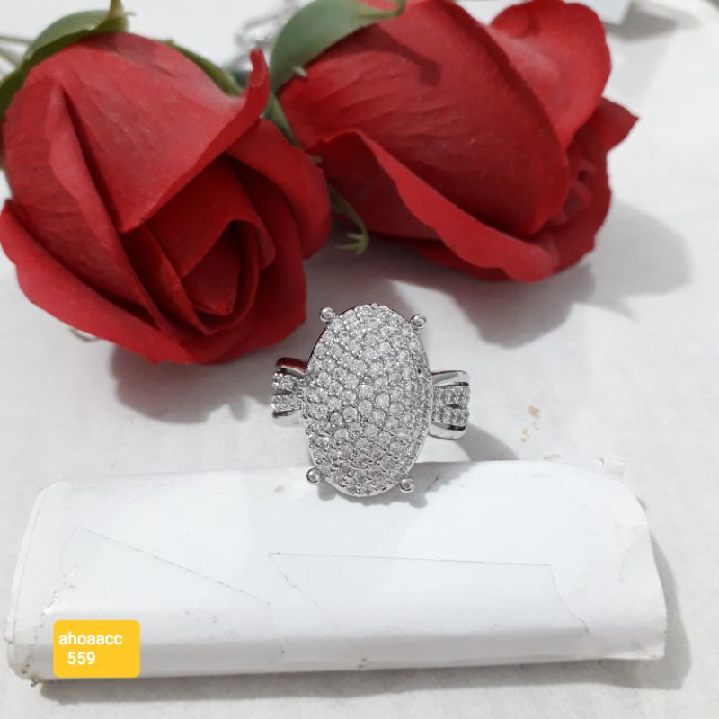 Cincin permata ratu(1) fashion warna silver wanita dewasa.