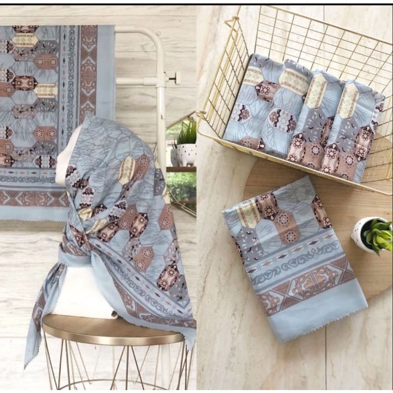 KARIMAKE - HIJAB Segi Empat Motif Isyana Printing Lc