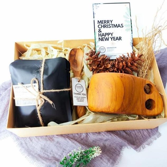 

Hampers Natal Christmas Parcel Lebaran Idul Fitri Imlek Ulang Tahun Storlinida