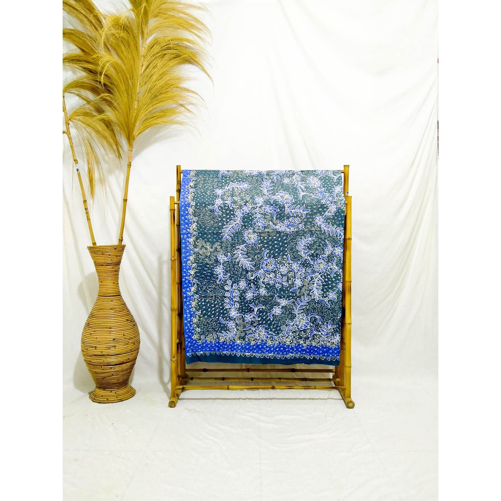 Batik Tulis Lasem 2 Warna Motif Sekar Jagad