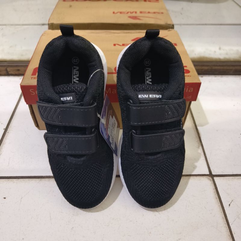 SEPATU SEKOLAH ANAK NEW ERA. SEPATU SEKOLAH ANAK TERBARU