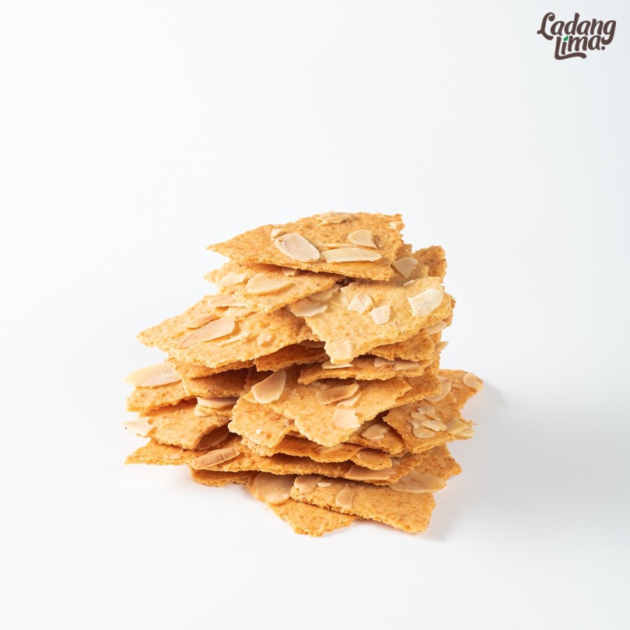 LADANG LIMA Cheesethins Crunchy Cookies