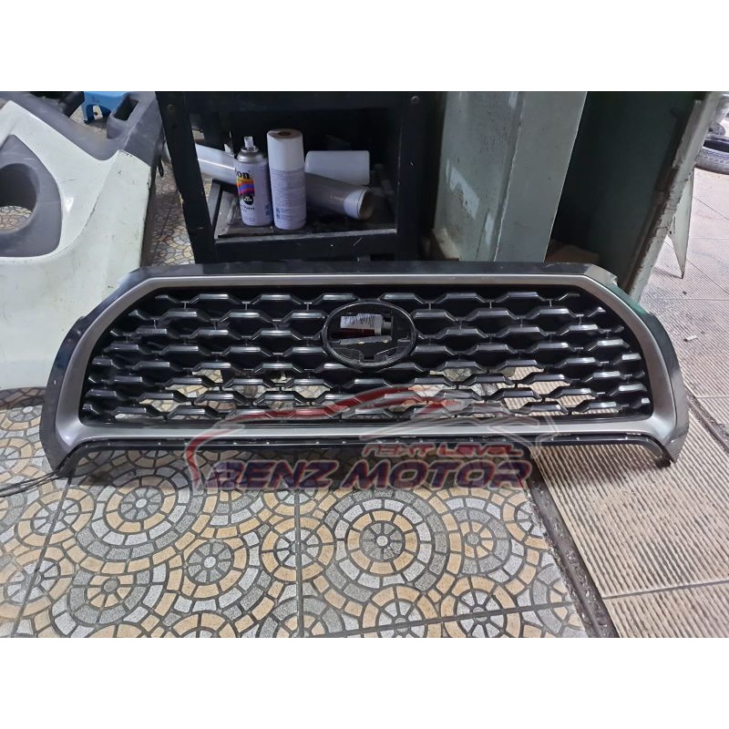 Grill Toyota Corolla Cross