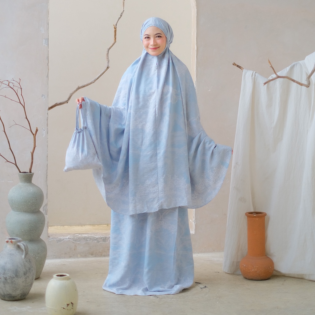 Ladybydiana ALESHA PRAYER SET Mukenah Dewasa Travelling Bahan Crincle