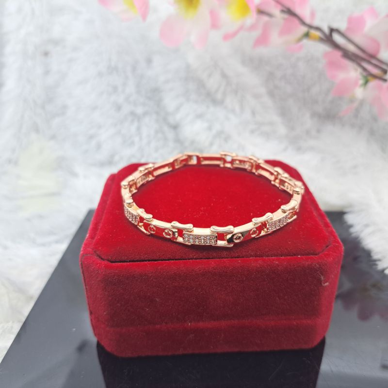 Gelang Wanita Rose gold Plat Permata Panjang 17 Cm Terbaru anti karat