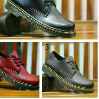 ✦ SEPATU DOCMART DR. MARTENS DR MARTENS LOW BOOTS CASUAL PRIA ▼