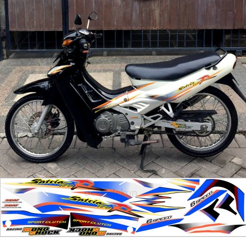 STIKER STRIPING LES LIS BODY SUZUKI SATRIA R 2TAK TAHUN 1999 PUTIH HITAM STRIPING SATRIA LUMBA