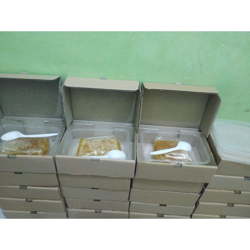 

Madu sarang multiflora ukuran 250 gr