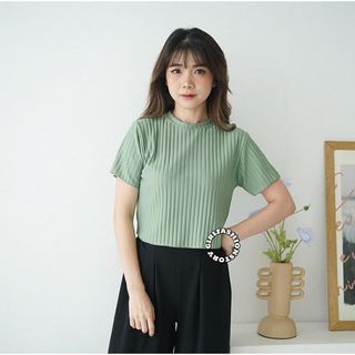 FF SIERA HORNET KNIT CROP TOP