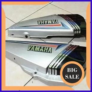 box bok dop side cover tutup aki accue yamaha rx king 2001 silver abu abu original ori grey 1M4R23 a