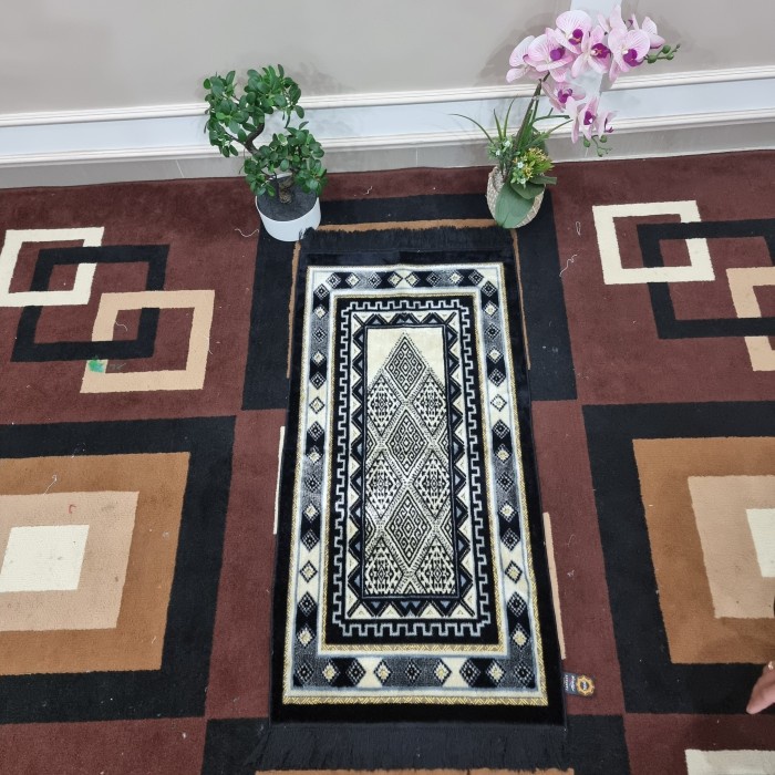 Sajadah Travel Yakar Midi Fantasy Hitam Q2D2 Wanita New product Premium Viral 2023 Bisa Cod Turki Pr