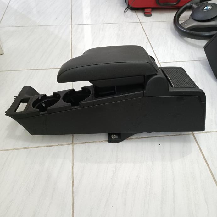 armrest arm rest e46 hitam