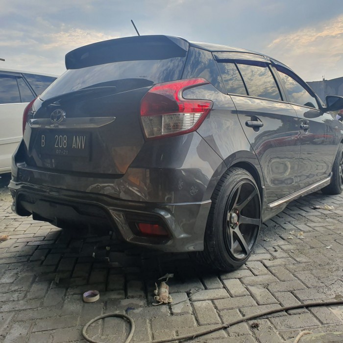 bodykit yaris TRD 2015-2017 belakang & samping