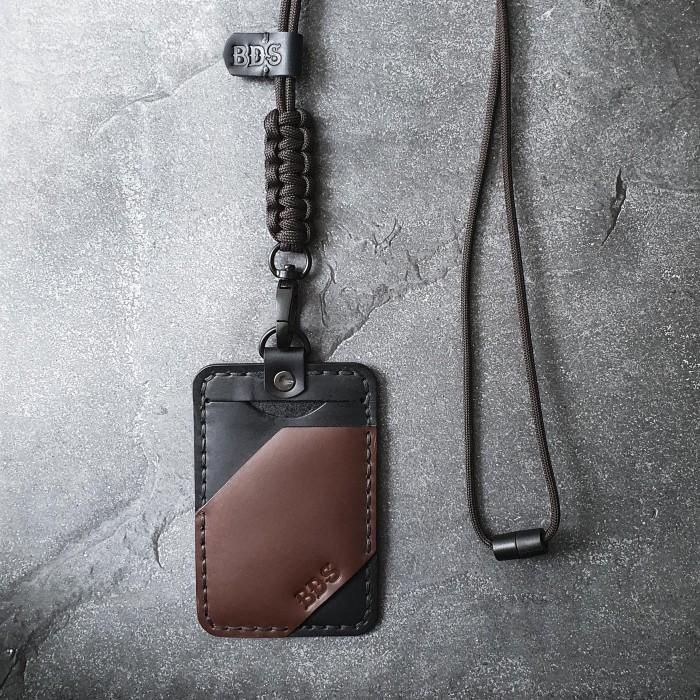 

Bds - Salvo - Leather Id Card Holder And Paracord Lanyard