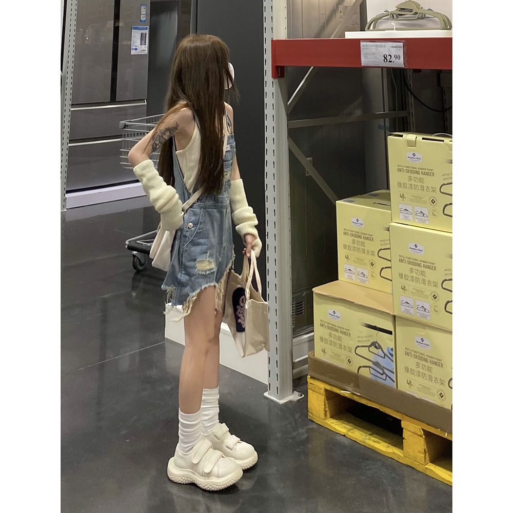 Red Saku compang-camping berpohon suspender celana pendek denim wanita musim panas baru pinggang tinggi longgar pelangsing mengurangi usia lebar kaki celana pasang