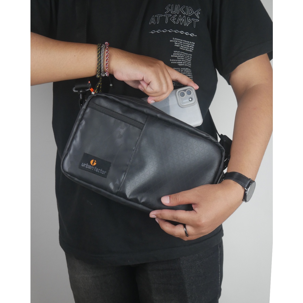 Tas Selempang Pria Urban Factor - REMO Sling Bag Kasual Unisex