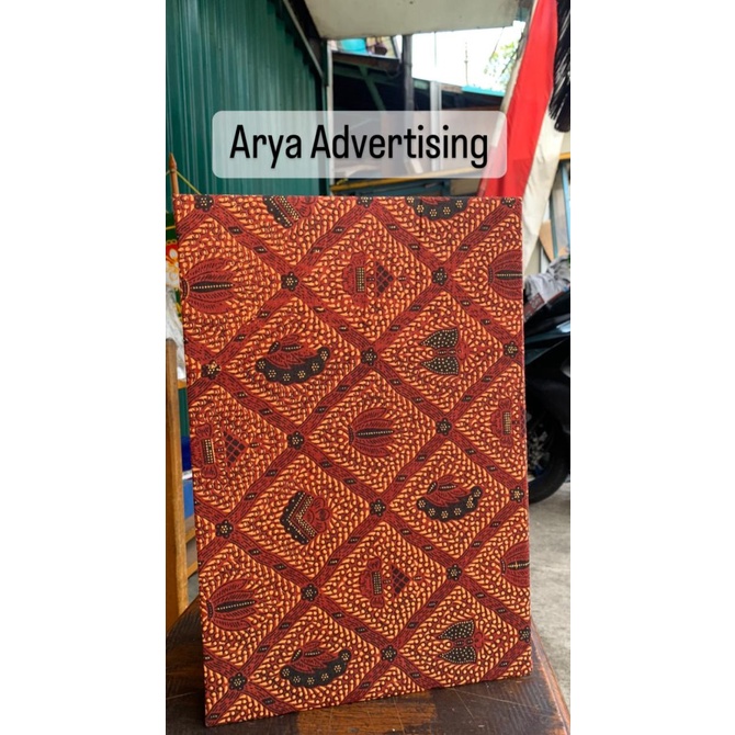 

Map batik upacara bahan beludru lon