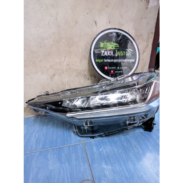 Headlamp lampu depan Avanza Veloz 2021 2022 original