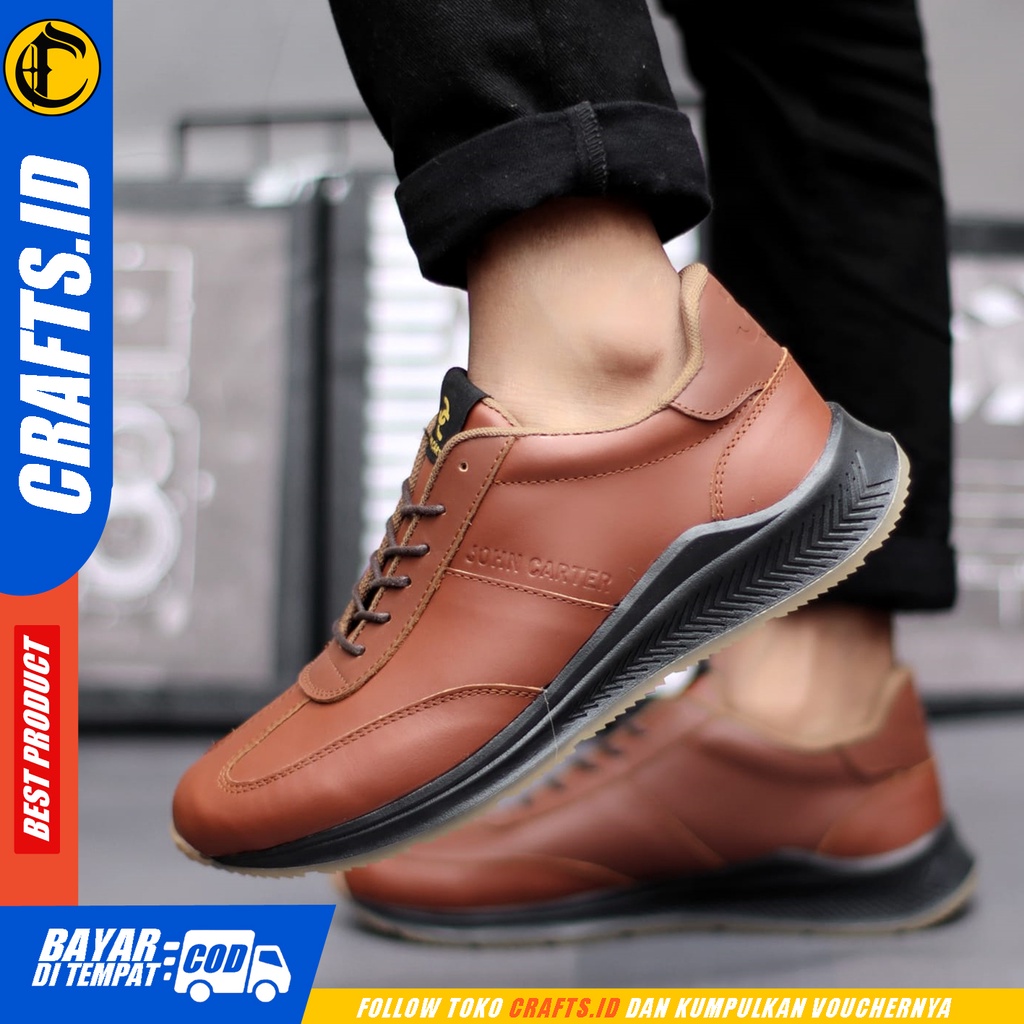 Sepatu Sneakers Kulit Asli Pria Casual Crafts Sparta