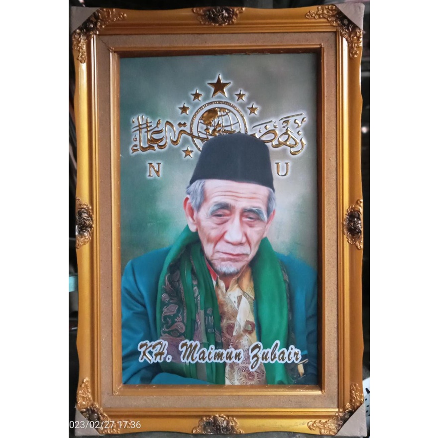 bingkai+foto mbah maimun zubair 82 cm x123 cm foto ulama foto habaib gambar ulama foto masyaikh lirb