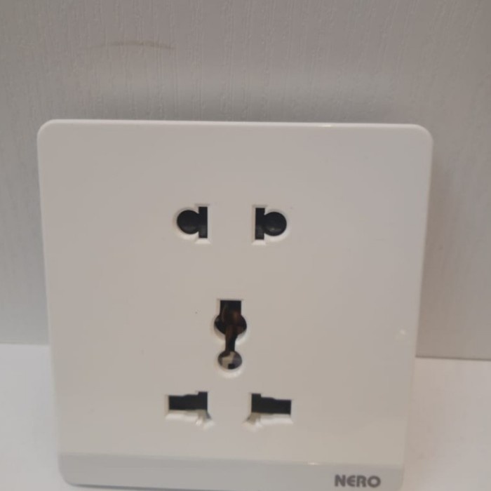 Nero Stopkontak Universal Decora Putih Stop Kontak Nero White Colokan #Original